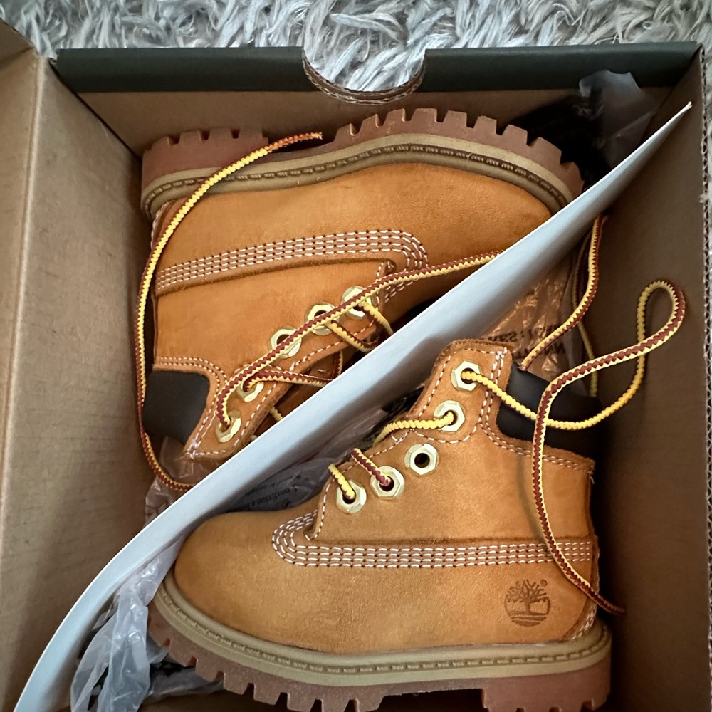 Timberland 6 inch Size 5 Inch Toddler Premium Infant Boots Wheat